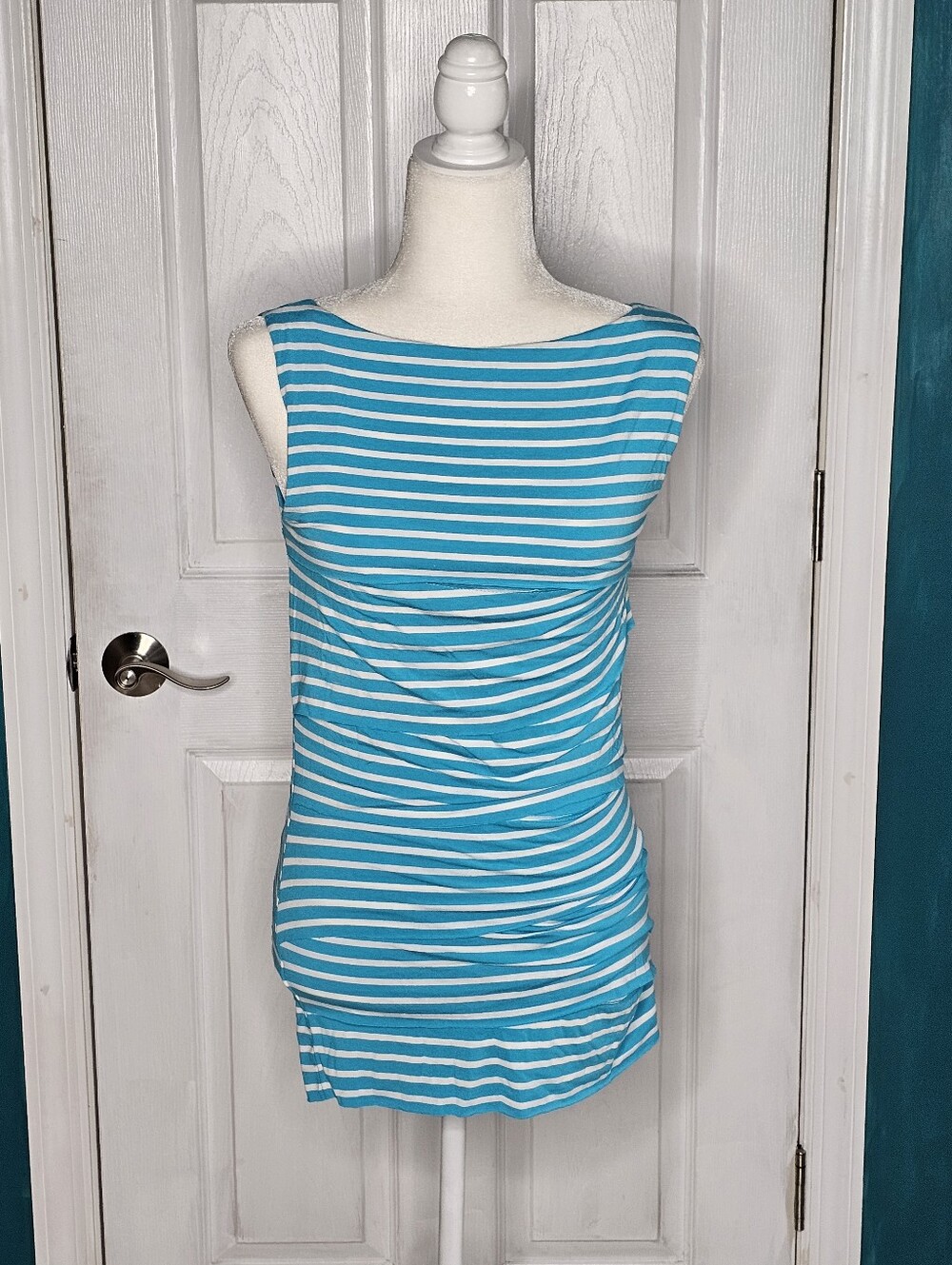 Vince Camuto Striped Turquoise & White Sleeveless Tank Top - Picture 8 of 10